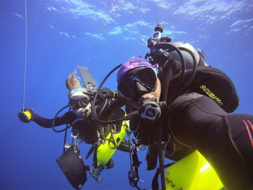 Picture of two scuba divers